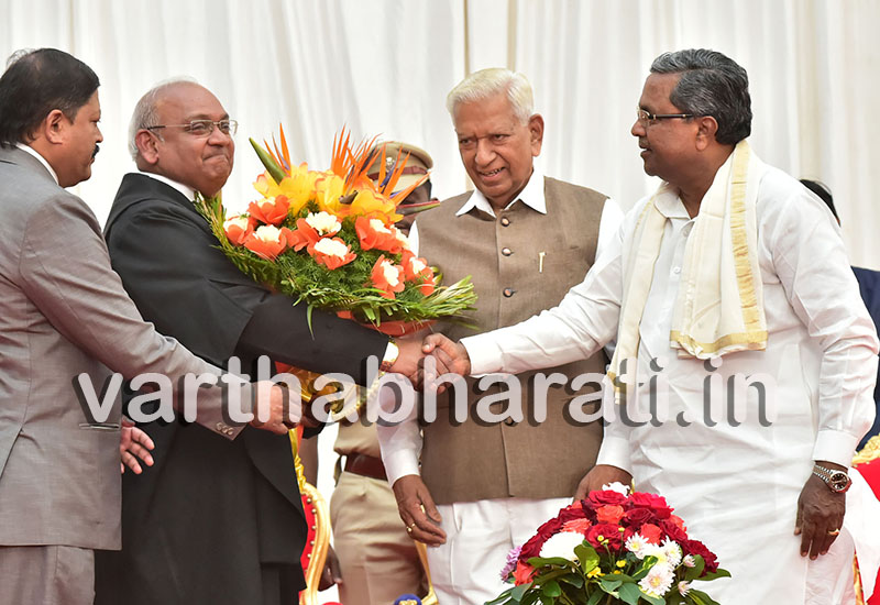 ಹೈಕೋರ್ಟ್ ನೂತನ ಮುಖ್ಯ ನ್ಯಾಯಮೂರ್ತಿಗಳಾಗಿ ದಿನೇಶ್ ಮಹೇಶ್ವರಿ ಅಧಿಕಾರ ಸ್ವೀಕಾರ